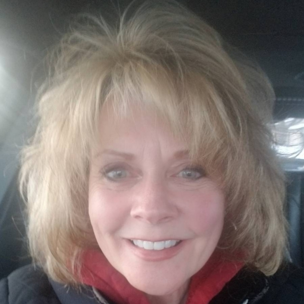 Meet your Posher, Julie